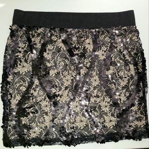 iZ Byer Black and Tan Sequin Skirt Size Large